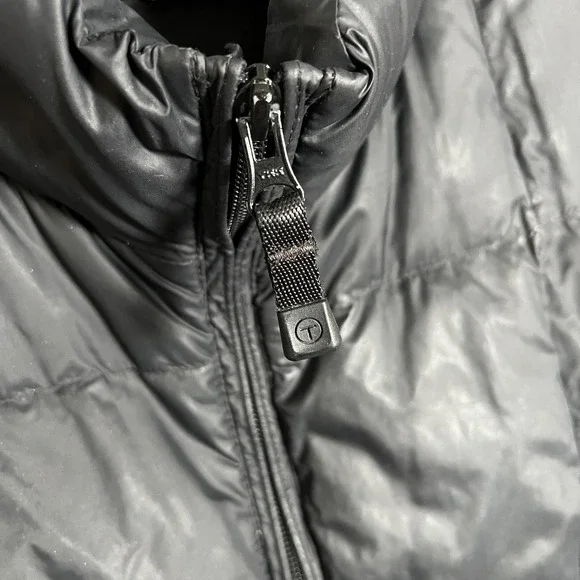 Tumi Tech Vest Mens 2XL Black Puffer Goose Down Insulated Nylon Zip Pockets - Picture 3 of 11